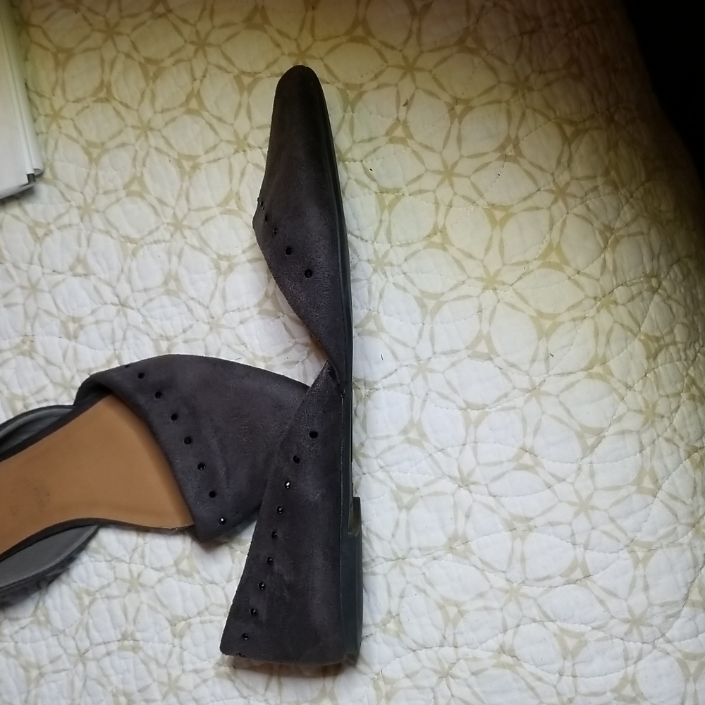 Flats - Picture 2 of 6